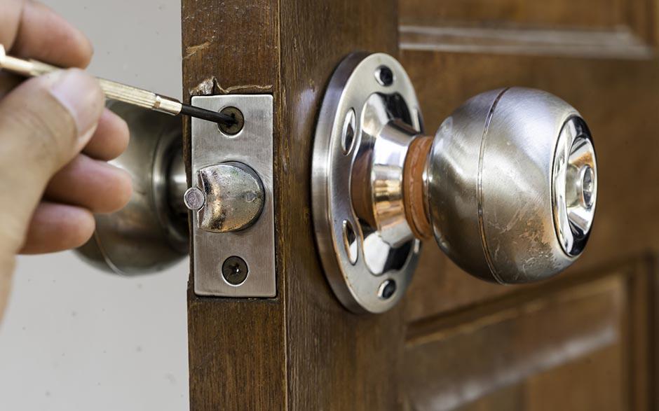 serrure porte blindée Lisses